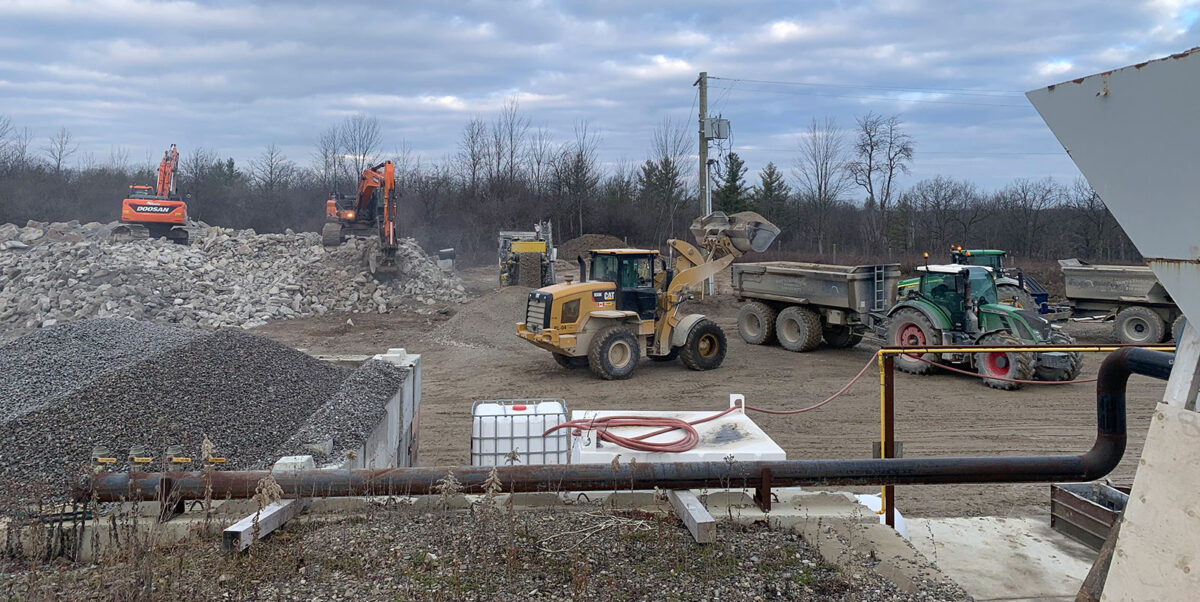 CONCRETE & ASPHALT CRUSHING Henry's Excavating Inc.